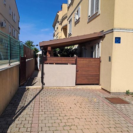 Apartment Nina Pula Dış mekan fotoğraf